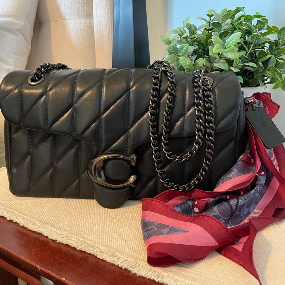 Coach Quilted Tabby 33 shoulder Bag with Chain